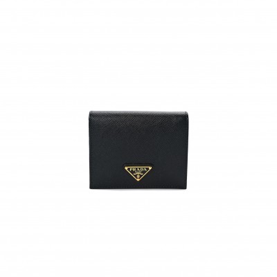 PRADA SAFFIANO TRIANGLE BI-FOLD WALLET BLACK (11*8*3cm)