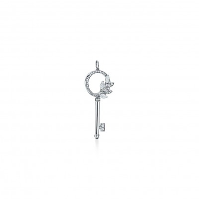 TIFFANY KEYS TIFFANY VICTORIA® DIAMOND VINE CIRCLE KEY IN PLATINUM
