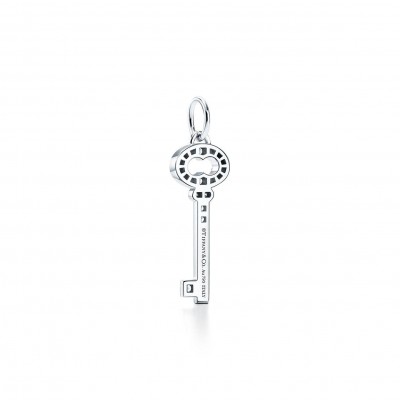 TIFFANY KEYS VINTAGE OVAL KEY
