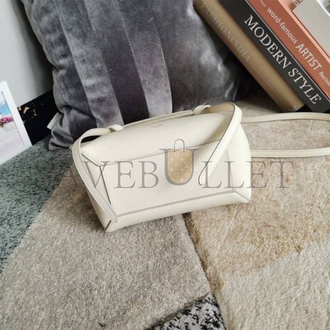 CELINE NANO BELT BAG 1189003ZVA.01BC (20*20*10cm) CELINE NANO BELT BAG 1189003ZVA.01BC (20*20*10cm)