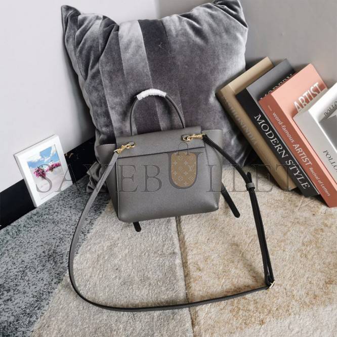 CELINE NANO BELT BAG 189003ZVA.10DC (20*20*10cm) CELINE NANO BELT BAG 189003ZVA.10DC (20*20*10cm)