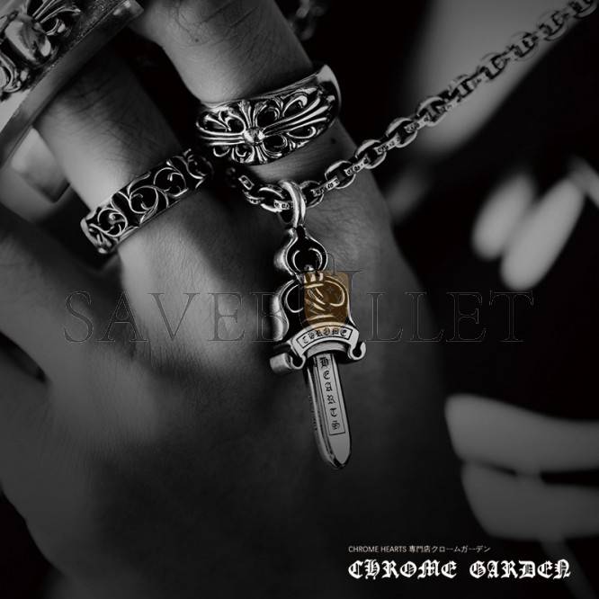 CHROME HEARTS DOUBLE DAGGER PENDANT(Pendant Only) CHROME HEARTS DOUBLE DAGGER PENDANT(Pendant Only)