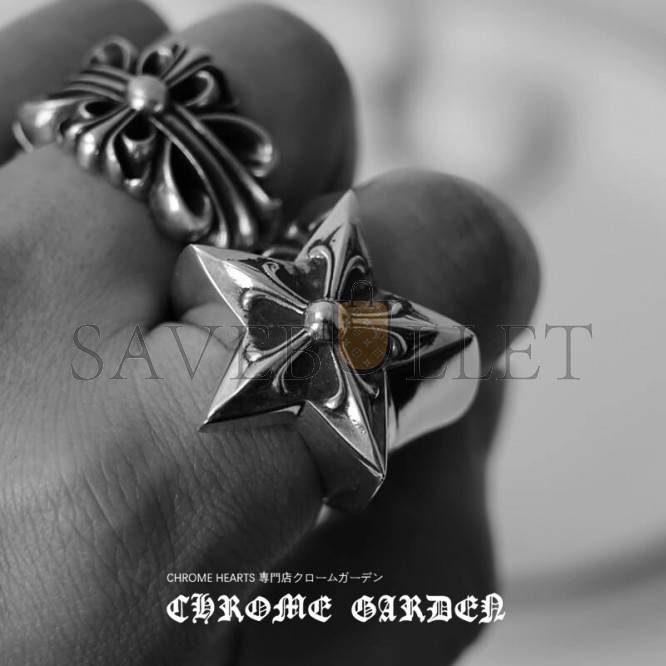 CHROME HEARTS LARGE STAR RING CHROME HEARTS LARGE STAR RING