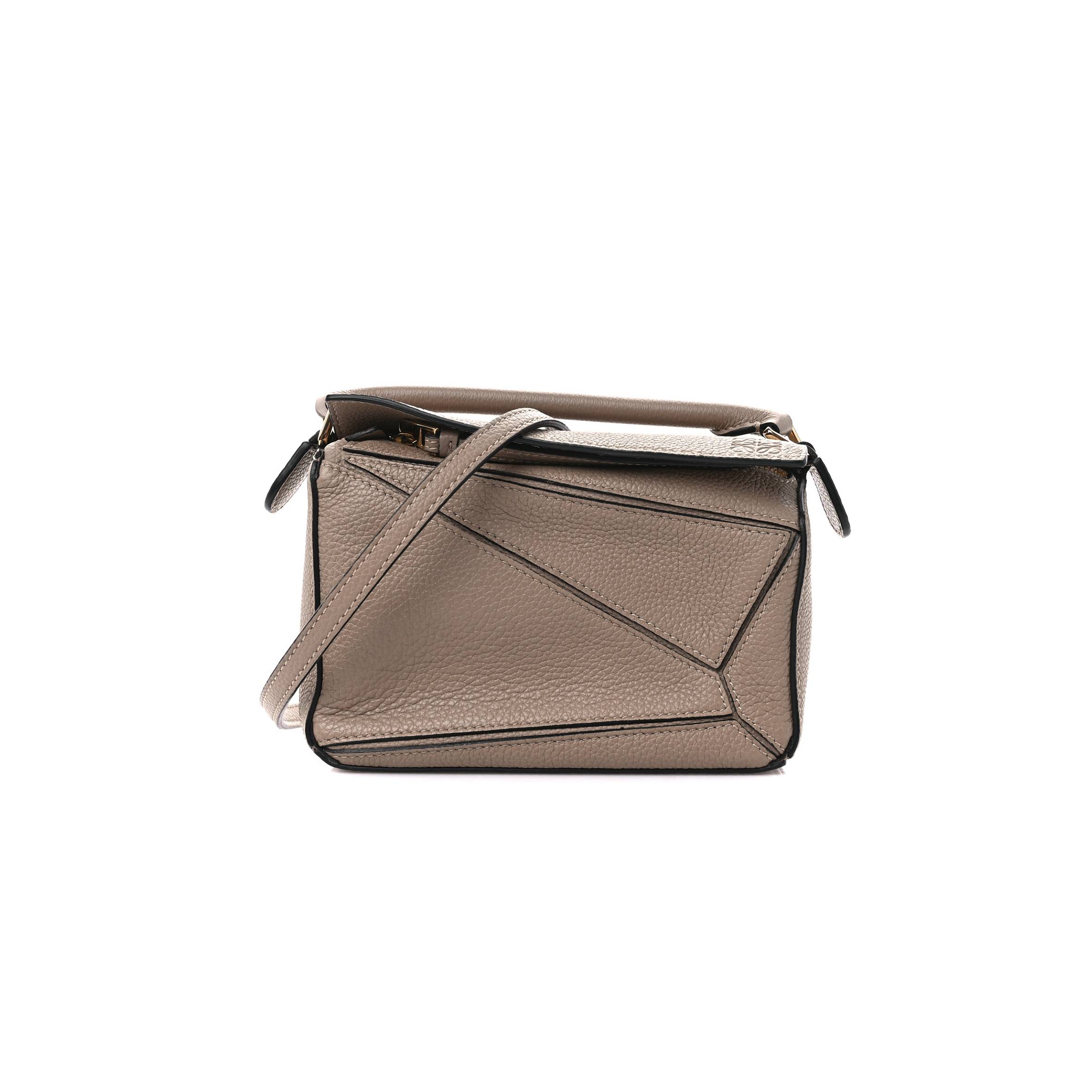 LOEWE CALFSKIN MINI PUZZLE BAG SAND MINK (18*12.5*8cm) LOEWE CALFSKIN MINI PUZZLE BAG SAND MINK (18*12.5*8cm)