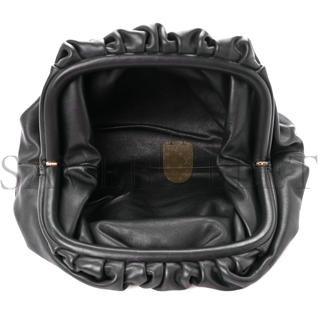 BOTTEGA VENETA SMOOTH BUTTER CALF TEEN POUCH BLACK (38*18*8) BOTTEGA VENETA SMOOTH BUTTER CALF TEEN POUCH BLACK (38*18*8)