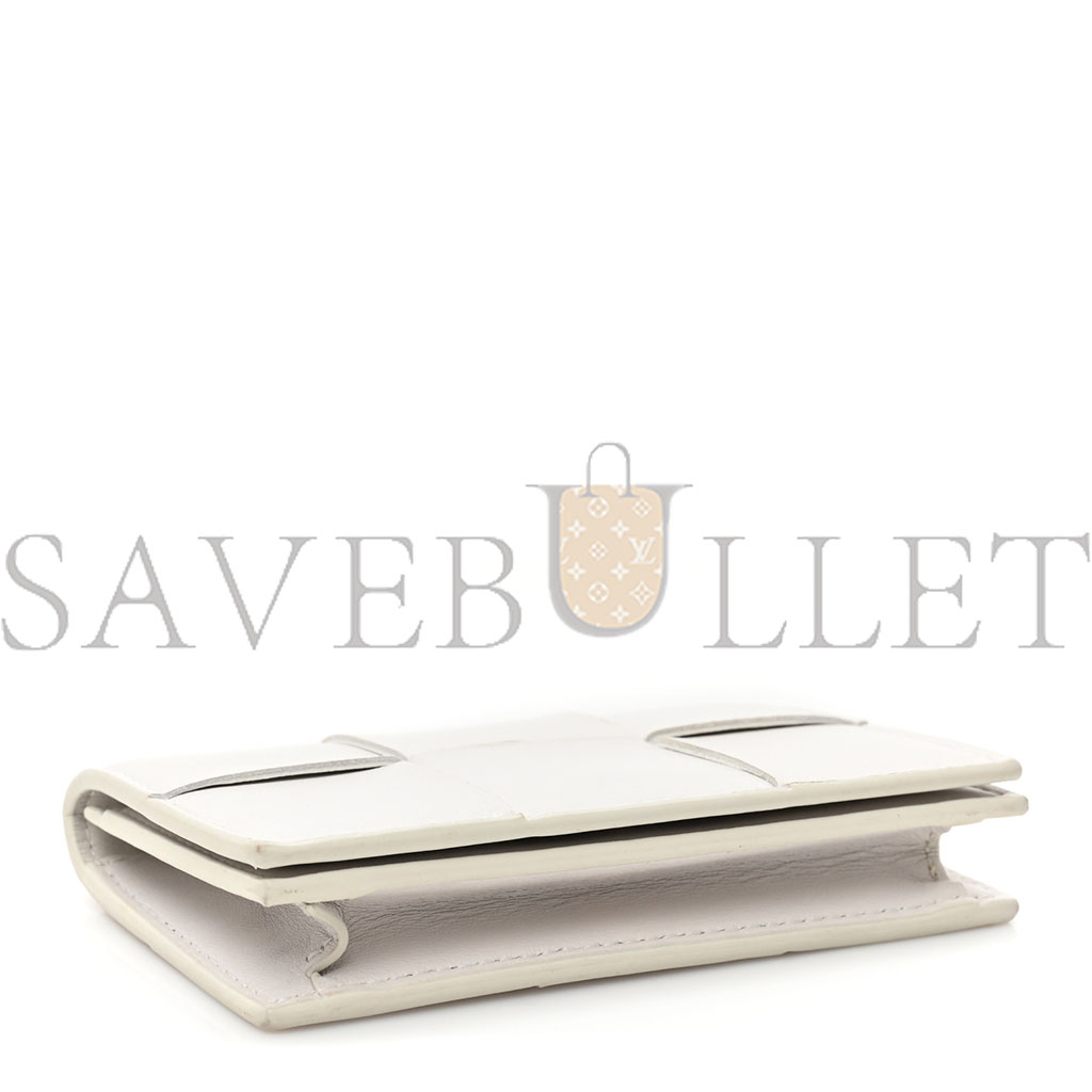 BOTTEGA VENETA NAPPA MAXI INTRECCIATO CARD HOLDER WALLET WHITE (12*8*3cm) BOTTEGA VENETA NAPPA MAXI INTRECCIATO CARD HOLDER WALLET WHITE (12*8*3cm)