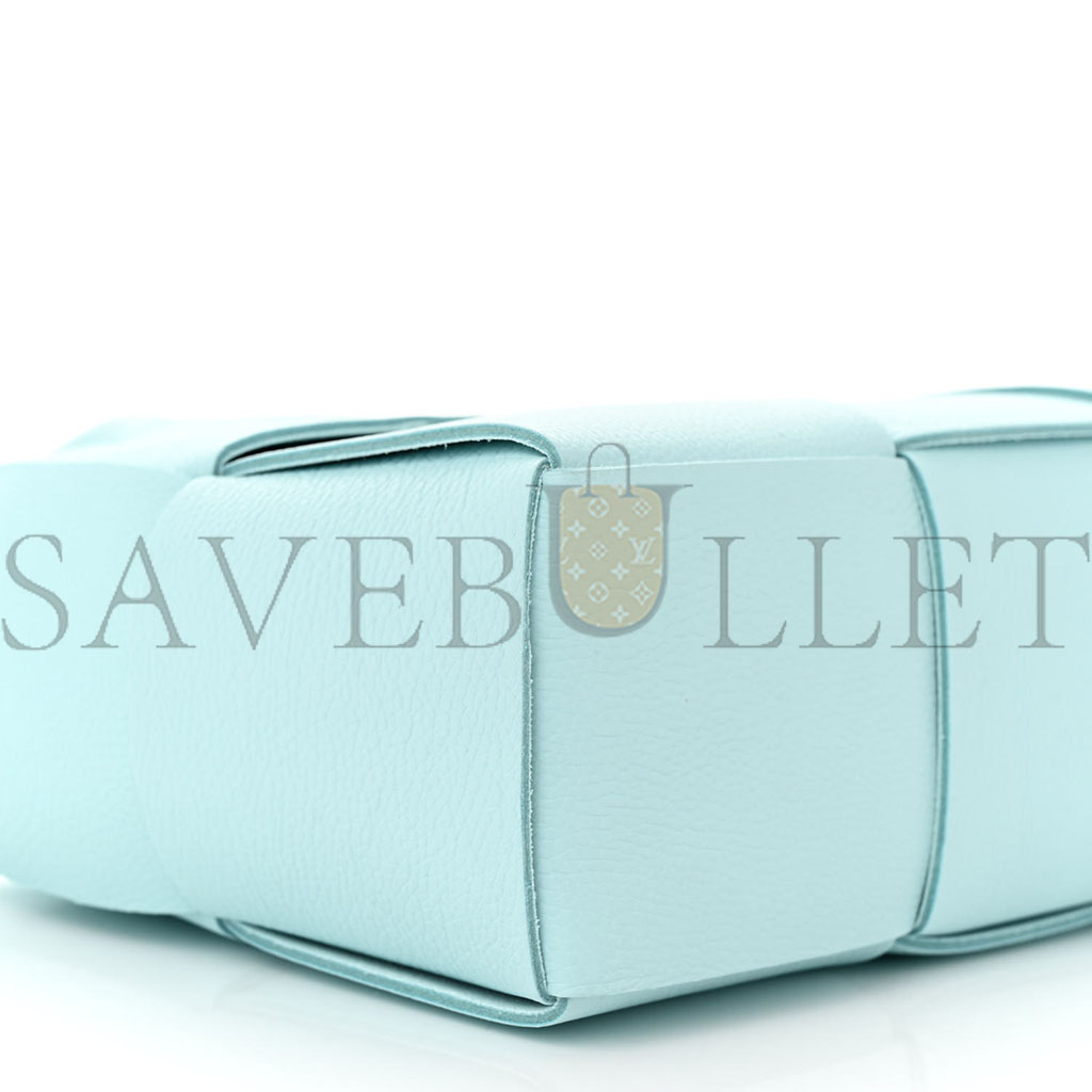 BOTTEGA VENETA GRAINED CALFSKIN MAXI INTRECCIATO MINI ARCO TOTE PALE BLUE (25*17*8cm) BOTTEGA VENETA GRAINED CALFSKIN MAXI INTRECCIATO MINI ARCO TOTE PALE BLUE (25*17*8cm)