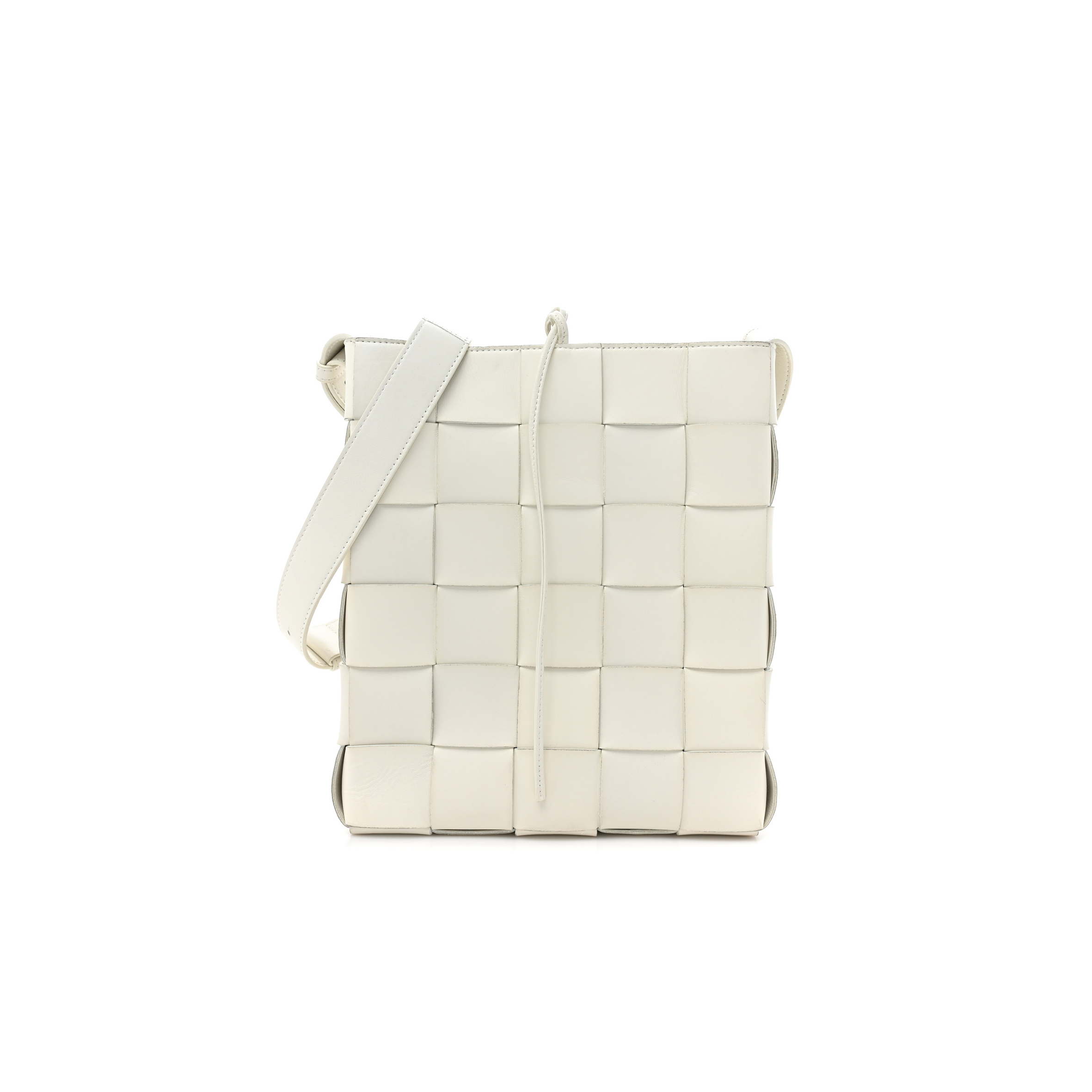 BOTTEGA VENETA LAMBSKIN MAXI INTRECCIATO CASSETTE MESSENGER CHALK (26*23*5cm) BOTTEGA VENETA LAMBSKIN MAXI INTRECCIATO CASSETTE MESSENGER CHALK (26*23*5cm)