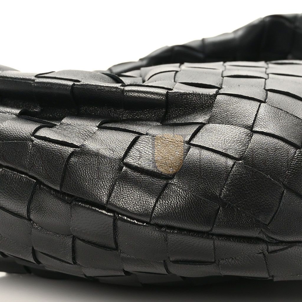 BOTTEGA VENETA NAPPA INTRECCIATO MINI JODIE BLACK (27*13*8cm) BOTTEGA VENETA NAPPA INTRECCIATO MINI JODIE BLACK (27*13*8cm)