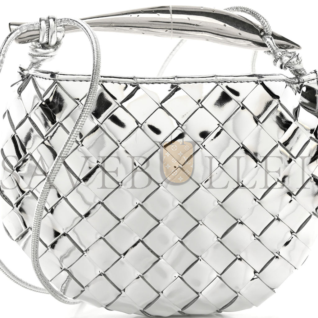 BOTTEGA VENETA MIRROR LAMINATED NAPPA INTRECCIATO MINI SARDINE BAG SILVER (20*15*3cm) BOTTEGA VENETA MIRROR LAMINATED NAPPA INTRECCIATO MINI SARDINE BAG SILVER (20*15*3cm)