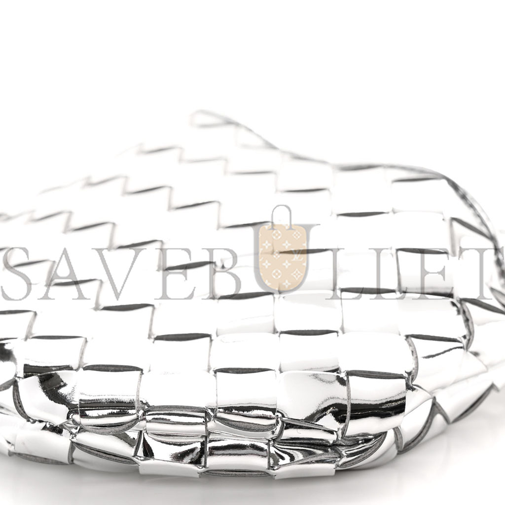 BOTTEGA VENETA MIRROR LAMINATED NAPPA INTRECCIATO MINI SARDINE BAG SILVER (20*15*3cm) BOTTEGA VENETA MIRROR LAMINATED NAPPA INTRECCIATO MINI SARDINE BAG SILVER (20*15*3cm)