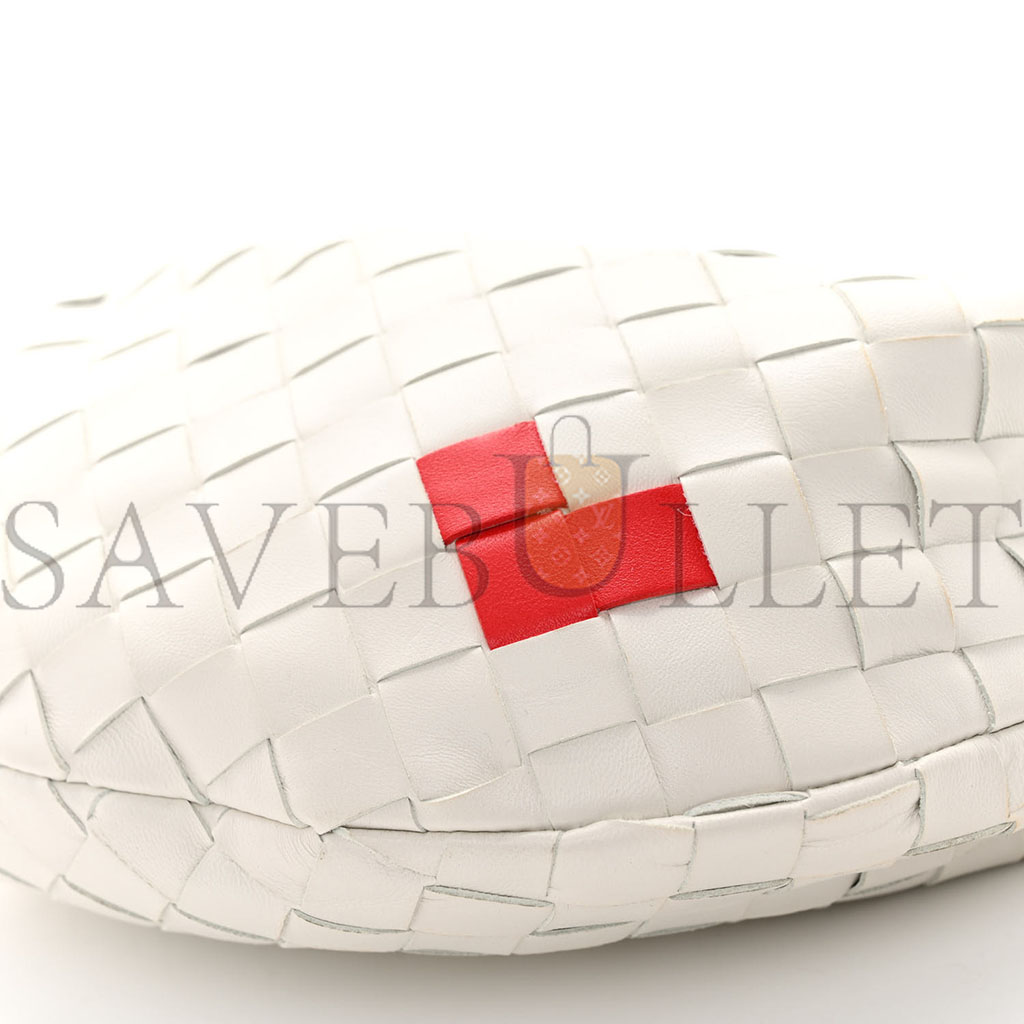 BOTTEGA VENETA NAPPA INTRECCIATO MINI HEART JODIE WHITE (25*13*8cm) BOTTEGA VENETA NAPPA INTRECCIATO MINI HEART JODIE WHITE (25*13*8cm)