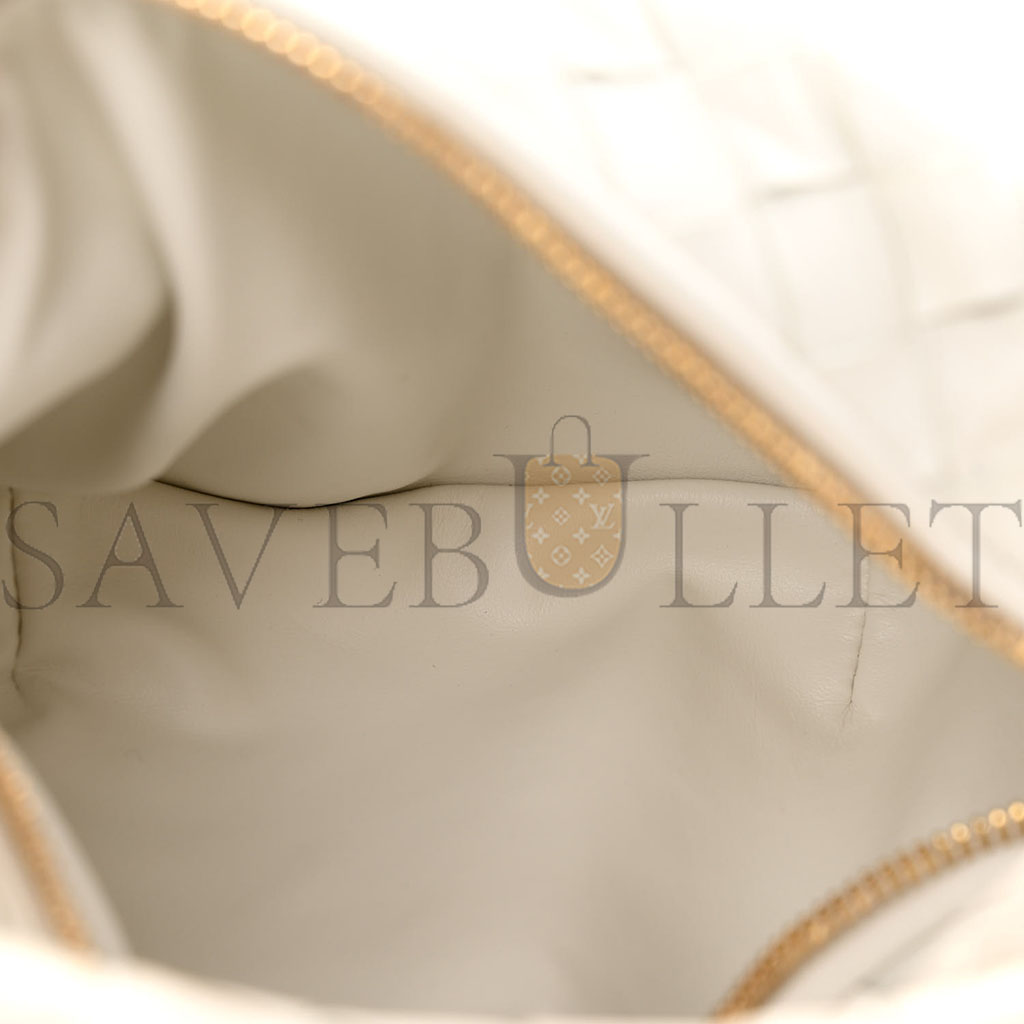 BOTTEGA VENETA NAPPA INTRECCIATO MINI HEART JODIE WHITE (25*13*8cm) BOTTEGA VENETA NAPPA INTRECCIATO MINI HEART JODIE WHITE (25*13*8cm)