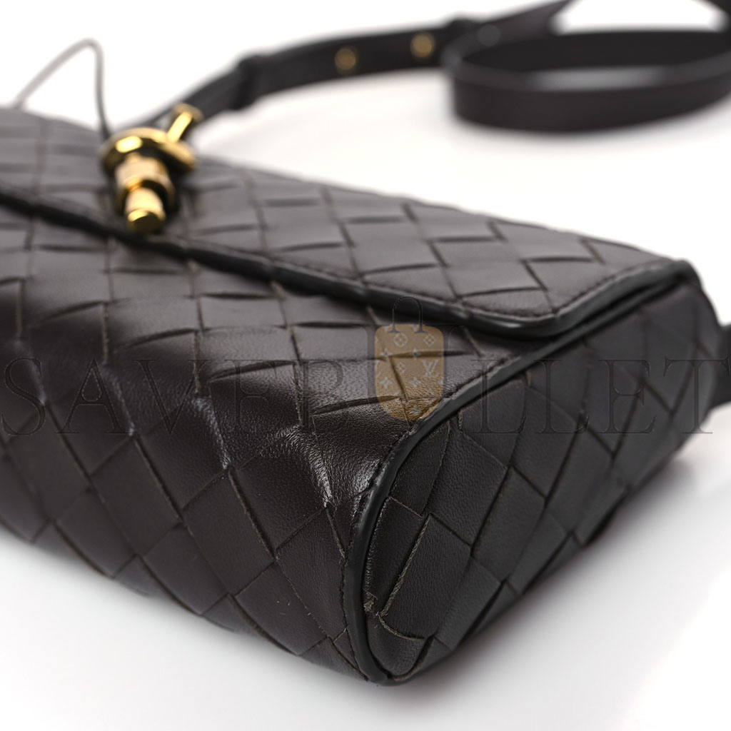 BOTTEGA VENETA NAPPA INTRECCIATO ANDIAMO SHOULDER BAG FONDANT (22*13*5cm) BOTTEGA VENETA NAPPA INTRECCIATO ANDIAMO SHOULDER BAG FONDANT (22*13*5cm)