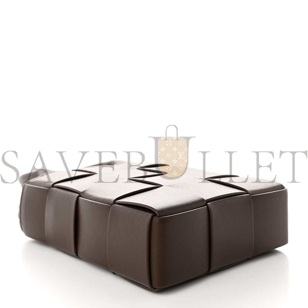 BOTTEGA VENETA LAMBSKIN MAXI INTRECCIATO MINI NORTH SOUTH CASSETTE TOTE LIGHT BROWN (24*14*5cm) BOTTEGA VENETA LAMBSKIN MAXI INTRECCIATO MINI NORTH SOUTH CASSETTE TOTE LIGHT BROWN (24*14*5cm)