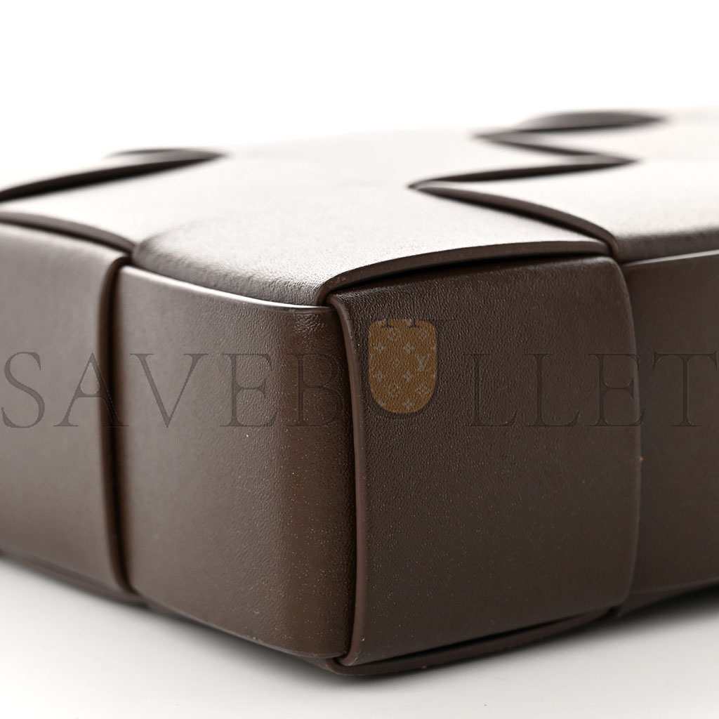 BOTTEGA VENETA LAMBSKIN MAXI INTRECCIATO MINI NORTH SOUTH CASSETTE TOTE LIGHT BROWN (24*14*5cm) BOTTEGA VENETA LAMBSKIN MAXI INTRECCIATO MINI NORTH SOUTH CASSETTE TOTE LIGHT BROWN (24*14*5cm)
