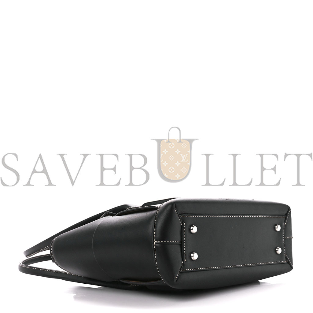 BOTTEGA VENETA FRENCH CALFSKIN MAXI INTRECCIATO ARCO 33 BLACK (25*22*9cm) BOTTEGA VENETA FRENCH CALFSKIN MAXI INTRECCIATO ARCO 33 BLACK (25*22*9cm)