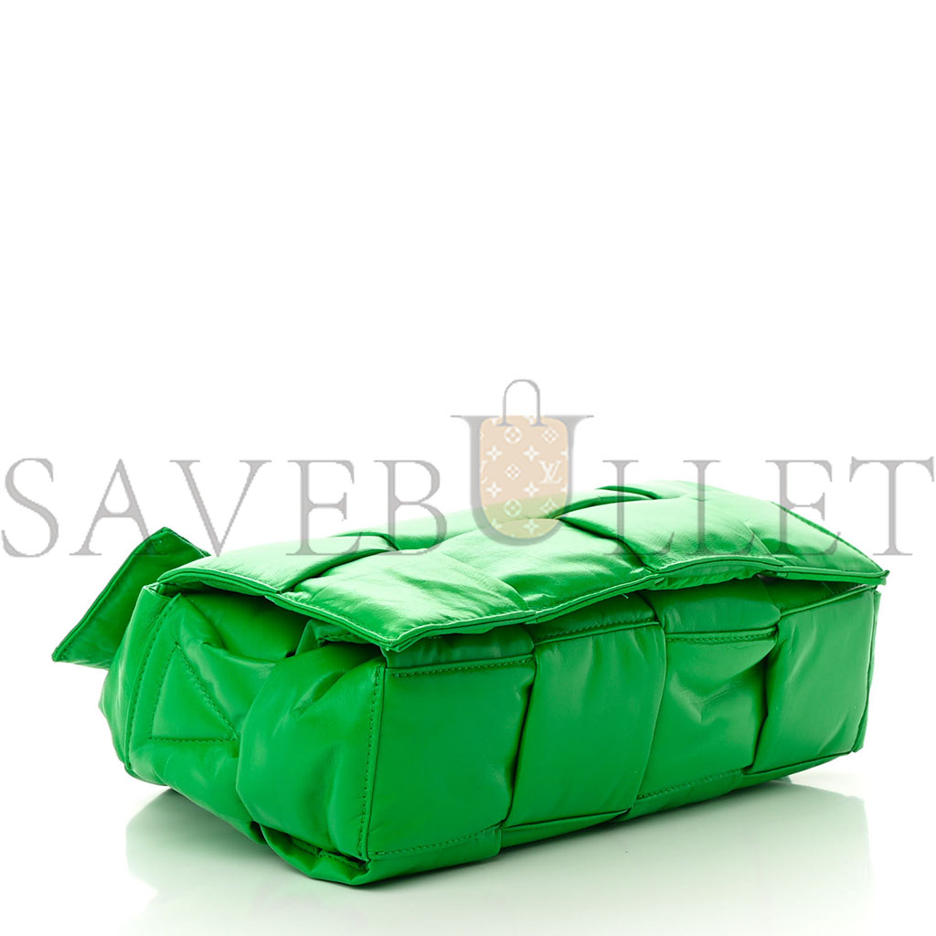 BOTTEGA VENETA PAPER CALFSKIN INTRECCIATO PADDED MEDIUM CASSETTE PARAKEET (29*16*8cm) BOTTEGA VENETA PAPER CALFSKIN INTRECCIATO PADDED MEDIUM CASSETTE PARAKEET (29*16*8cm)