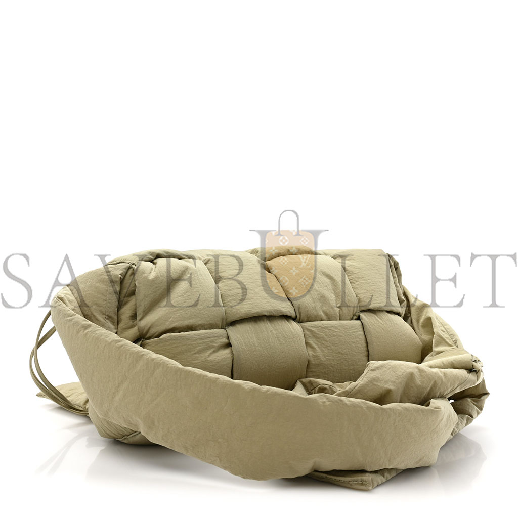 BOTTEGA VENETA NYLON INTRECCIATO PADDED TECH CASSETTE BAG TRAVERTINE (32*17*10cm) BOTTEGA VENETA NYLON INTRECCIATO PADDED TECH CASSETTE BAG TRAVERTINE (32*17*10cm)