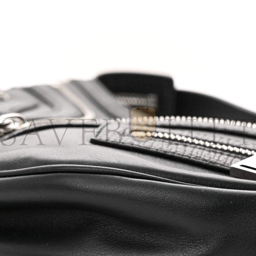 VERSACE CALFSKIN SMALL REPEAT ZIP HOBO BLACK (30*22*5cm) VERSACE CALFSKIN SMALL REPEAT ZIP HOBO BLACK (30*22*5cm)