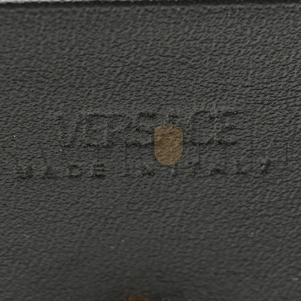 VERSACE CALFSKIN MINI GRECA GODDESS WALLET ON CHAIN BLACK (11*10*3cm) VERSACE CALFSKIN MINI GRECA GODDESS WALLET ON CHAIN BLACK (11*10*3cm)