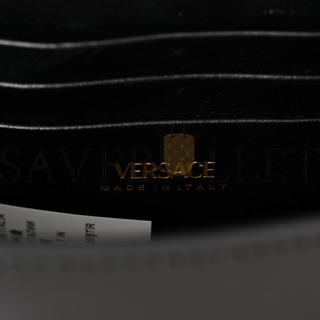 VERSACE PATENT MINI LA MEDUSA BAG BLACK (16*15*6cm) VERSACE PATENT MINI LA MEDUSA BAG BLACK (16*15*6cm)