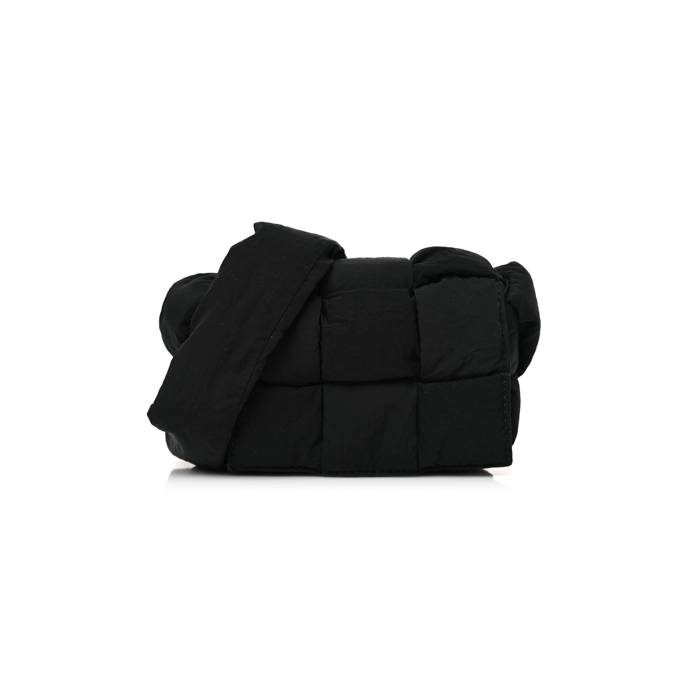 BOTTEGA VENETA NYLON INTRECCIATO MINI PADDED TECH CANDY CASSETTE BAG BLACK (13*8*3cm) BOTTEGA VENETA NYLON INTRECCIATO MINI PADDED TECH CANDY CASSETTE BAG BLACK (13*8*3cm)