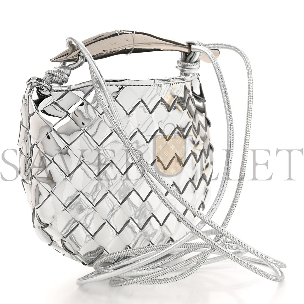 BOTTEGA VENETA MIRROR LAMINATED NAPPA INTRECCIATO MINI SARDINE BAG SILVER (20*14*3cm) BOTTEGA VENETA MIRROR LAMINATED NAPPA INTRECCIATO MINI SARDINE BAG SILVER (20*14*3cm)