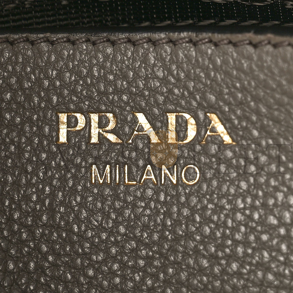PRADA VITELLO PHENIX DOUBLE ZIP CROSSBODY BAG ARGILLA (24*17*2cm) PRADA VITELLO PHENIX DOUBLE ZIP CROSSBODY BAG ARGILLA (24*17*2cm)