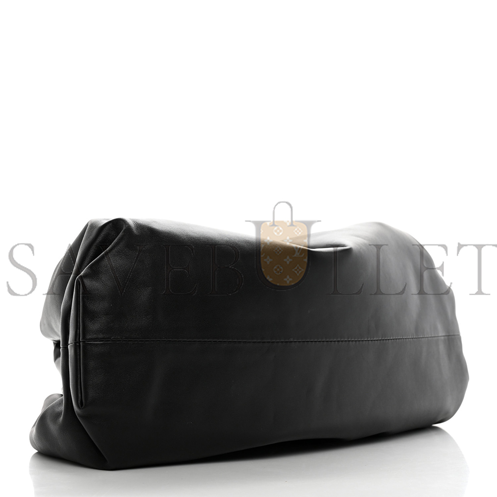 BOTTEGA VENETA SMOOTH BUTTER CALF THE POUCH OVERSIZED CLUTCH BLACK (38*18*8cm) BOTTEGA VENETA SMOOTH BUTTER CALF THE POUCH OVERSIZED CLUTCH BLACK (38*18*8cm)