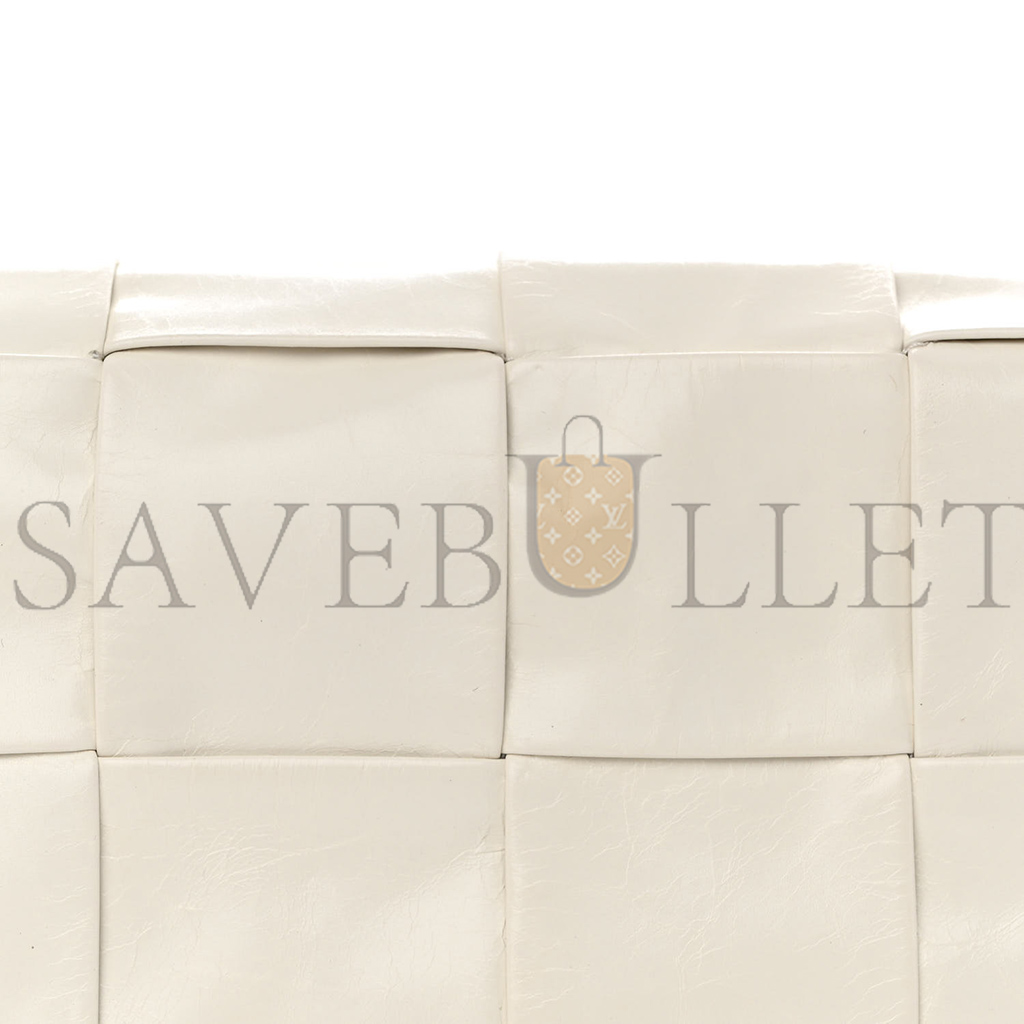BOTTEGA VENETA PAPER CALFSKIN INTRECCIATO CASSETTE BELT BAG WHITE (18*10*4cm) BOTTEGA VENETA PAPER CALFSKIN INTRECCIATO CASSETTE BELT BAG WHITE (18*10*4cm)