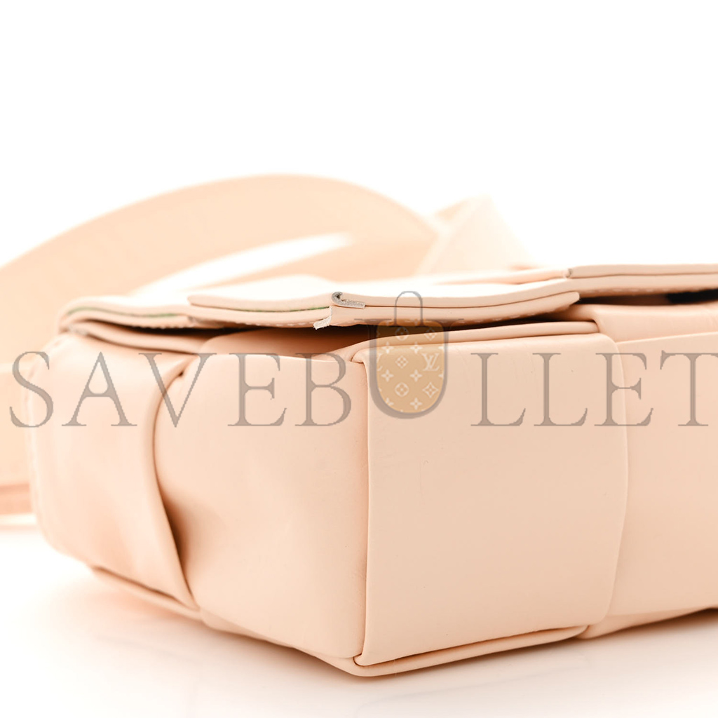 BOTTEGA VENETA LAMBSKIN MAXI INTRECCIATO EXTRA MINI CASSETTE CROSSBODY BAG MELON WASHED (12*9*4cm) BOTTEGA VENETA LAMBSKIN MAXI INTRECCIATO EXTRA MINI CASSETTE CROSSBODY BAG MELON WASHED (12*9*4cm)