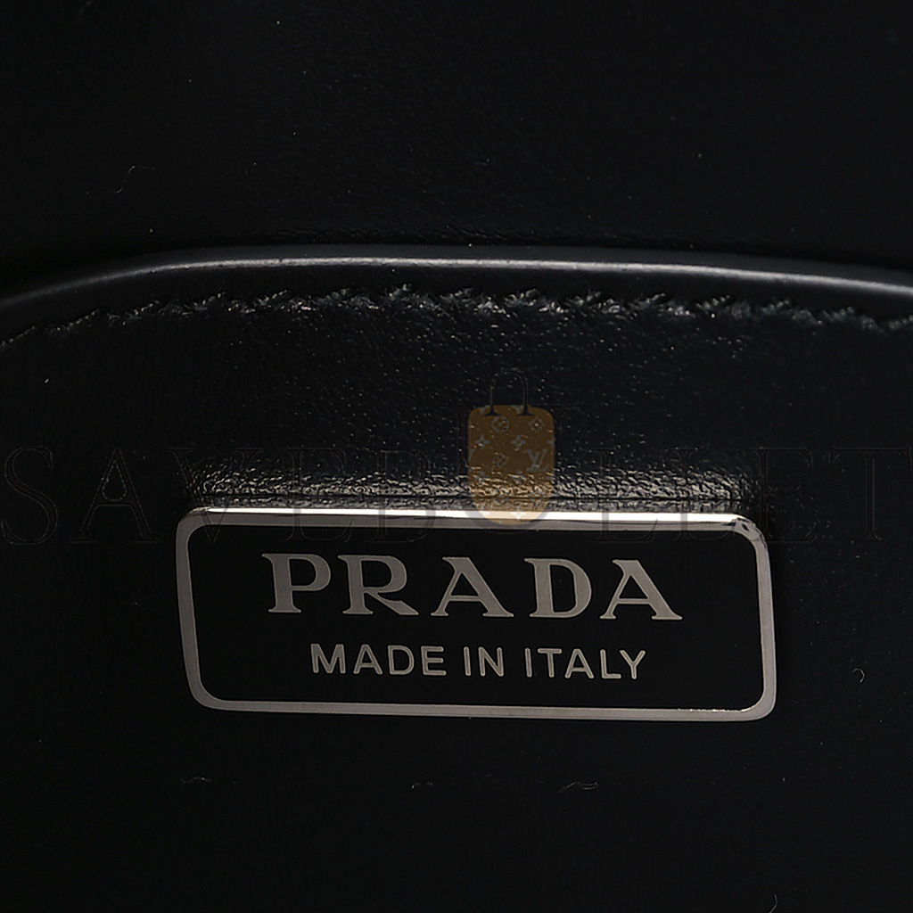PRADA BRUSHED CALFSKIN MINI FLAP BAG WITH STRAP GRAY (18*13*3cm) PRADA BRUSHED CALFSKIN MINI FLAP BAG WITH STRAP GRAY (18*13*3cm)