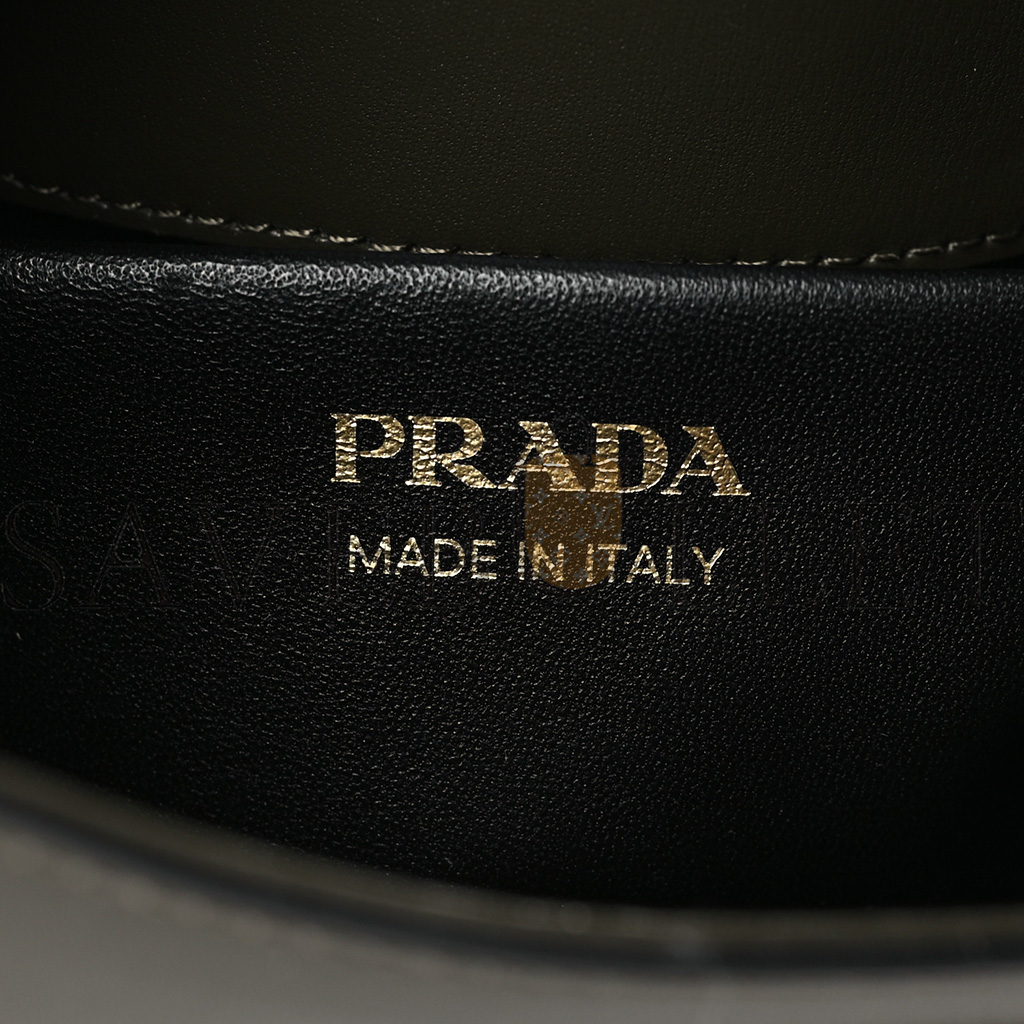 PRADA BOX CALFSKIN SHOULDER BAG MILITAIRE (27*18*5cm) PRADA BOX CALFSKIN SHOULDER BAG MILITAIRE (27*18*5cm)