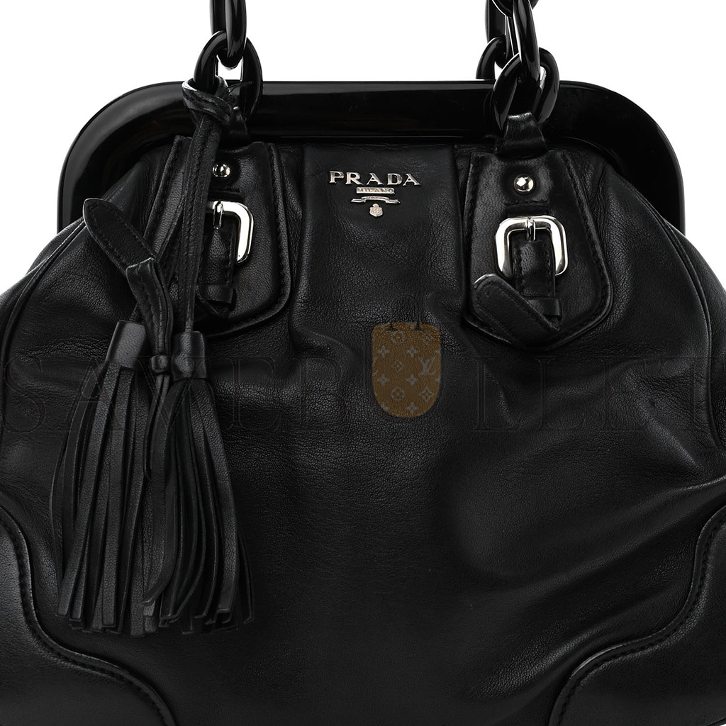 PRADA CALFSKIN SWING CHAIN FRAME BAG BLACK (25*23*10cm) PRADA CALFSKIN SWING CHAIN FRAME BAG BLACK (25*23*10cm)