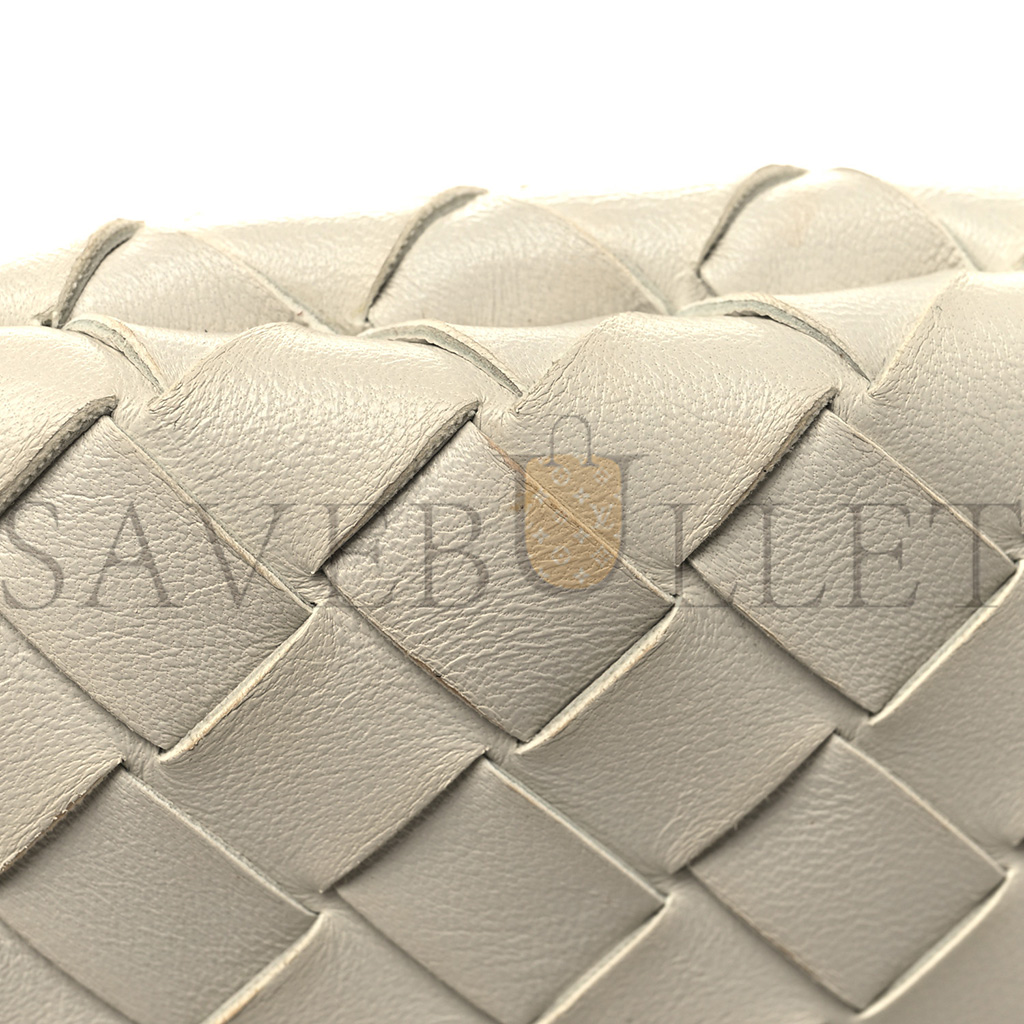 BOTTEGA VENETA NAPPA INTRECCIATO MINI SARDINE BAG CHALK (20*14*3cm) BOTTEGA VENETA NAPPA INTRECCIATO MINI SARDINE BAG CHALK (20*14*3cm)