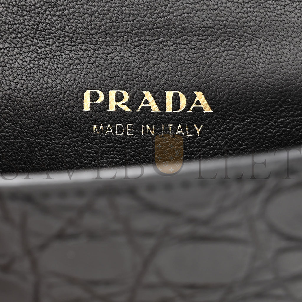 PRADA CROCODILE MICRO CAHIER BAG BLACK (10*9*5cm) PRADA CROCODILE MICRO CAHIER BAG BLACK (10*9*5cm)