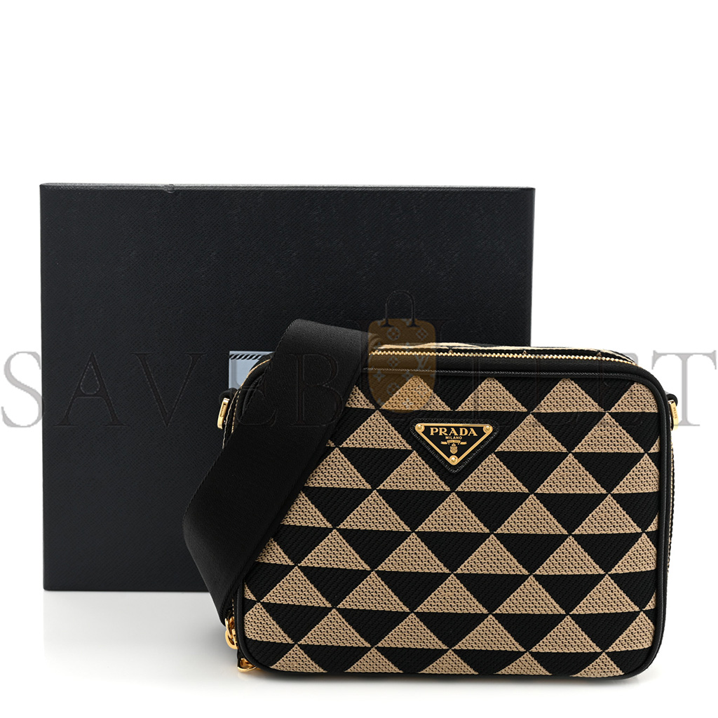 PRADA JACQUARD SAFFIANO TRIANGOLO SYMBOLE EMBROIDERED SMALL SHOULDER BAG BLACK CORDA (23*17*7cm) PRADA JACQUARD SAFFIANO TRIANGOLO SYMBOLE EMBROIDERED SMALL SHOULDER BAG BLACK CORDA (23*17*7cm)