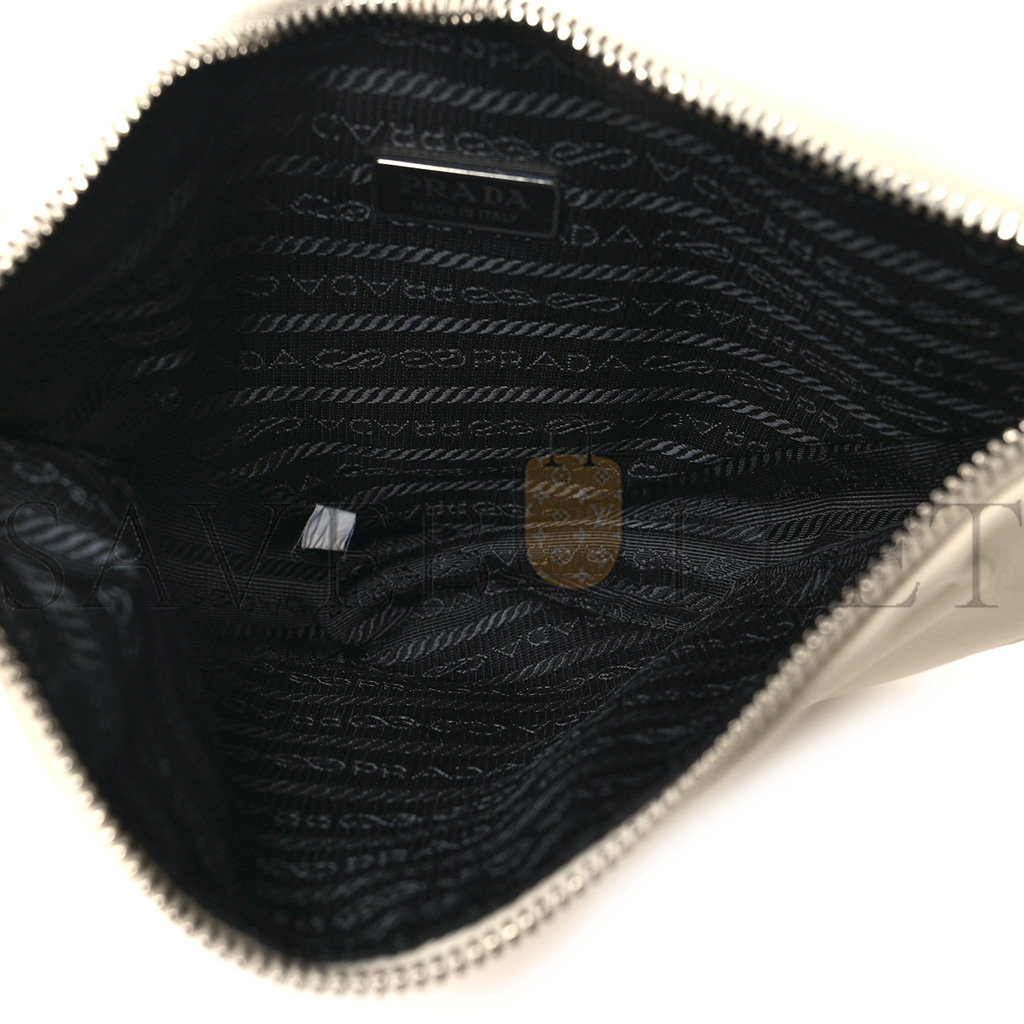PRADA GRACE LUX TRIANGLE POUCH WHITE (26*14*8cm) PRADA GRACE LUX TRIANGLE POUCH WHITE (26*14*8cm)