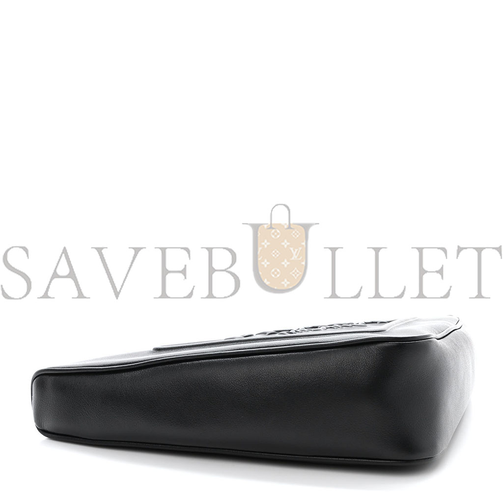 PRADA GRACE LUX TRIANGLE WRISTLET POUCH BLACK (27*15*6cm) PRADA GRACE LUX TRIANGLE WRISTLET POUCH BLACK (27*15*6cm)