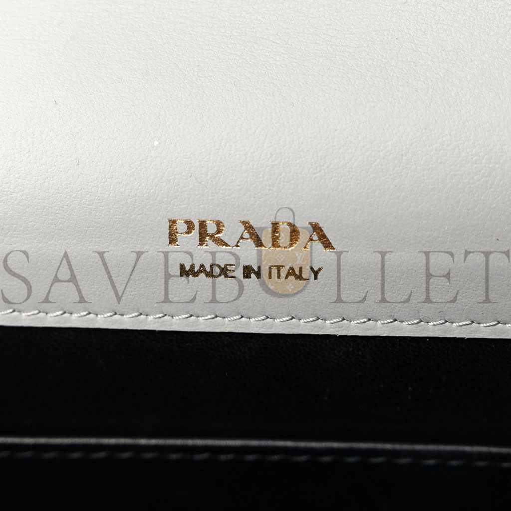PRADA CITY CALFSKIN SAFFIANO ENVELOPE FLAP WITH CHAIN NUBE (20*13*4cm) PRADA CITY CALFSKIN SAFFIANO ENVELOPE FLAP WITH CHAIN NUBE (20*13*4cm)