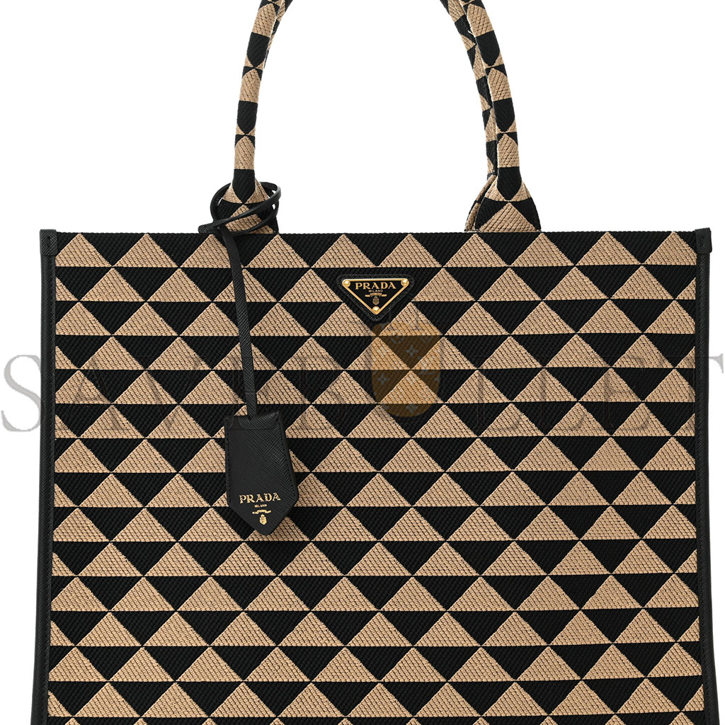 PRADA JACQUARD SAFFIANO TRIANGOLO SYMBOLE EMBROIDERED LARGE TOTE BLACK CORDA (39*31*10cm) PRADA JACQUARD SAFFIANO TRIANGOLO SYMBOLE EMBROIDERED LARGE TOTE BLACK CORDA (39*31*10cm)