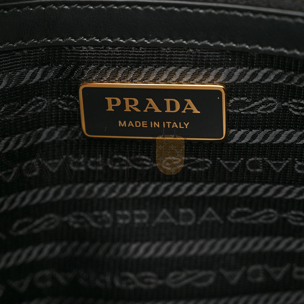 PRADA JACQUARD SAFFIANO TRIANGOLO SYMBOLE EMBROIDERED LARGE TOTE BLACK CORDA (39*31*10cm) PRADA JACQUARD SAFFIANO TRIANGOLO SYMBOLE EMBROIDERED LARGE TOTE BLACK CORDA (39*31*10cm)