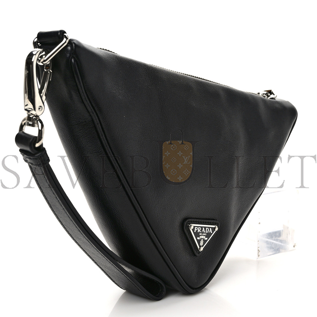 PRADA GRACE LUX TRIANGLE WRISTLET POUCH BLACK (26*15*6cm) PRADA GRACE LUX TRIANGLE WRISTLET POUCH BLACK (26*15*6cm)