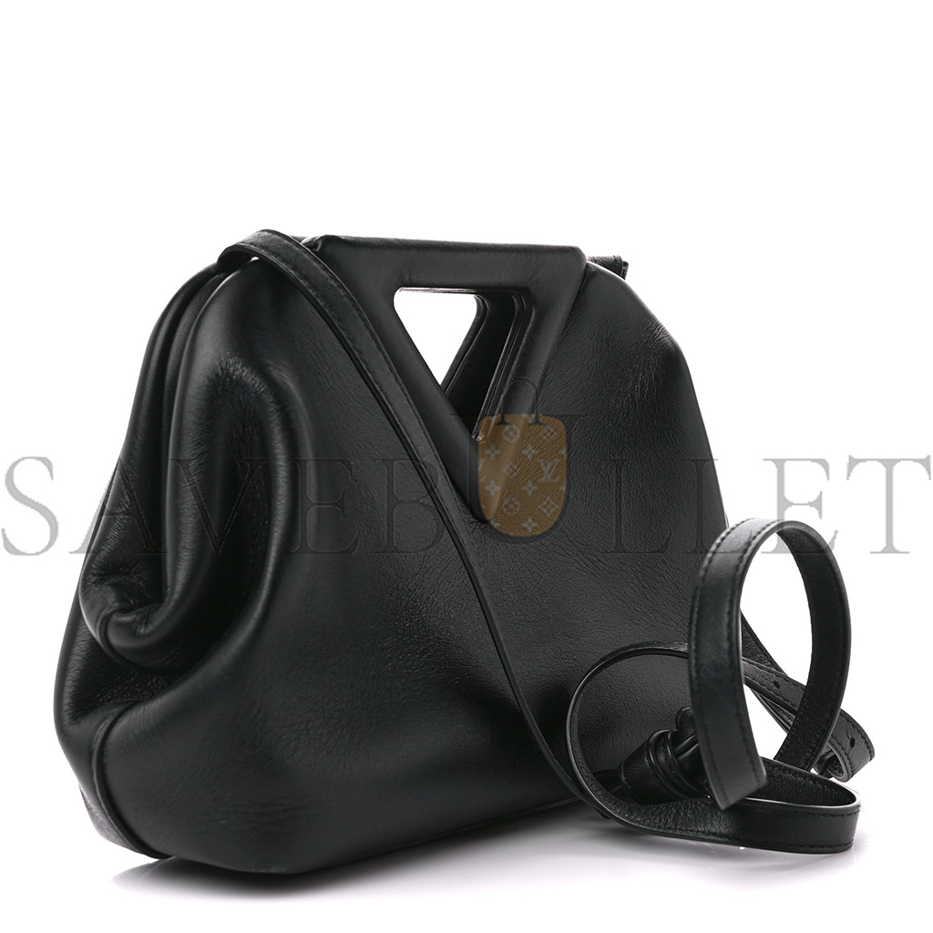 BOTTEGA VENETA CALFSKIN SMALL THE POINT TRIANGLE BAG BLACK (20*17*8cm) BOTTEGA VENETA CALFSKIN SMALL THE POINT TRIANGLE BAG BLACK (20*17*8cm)