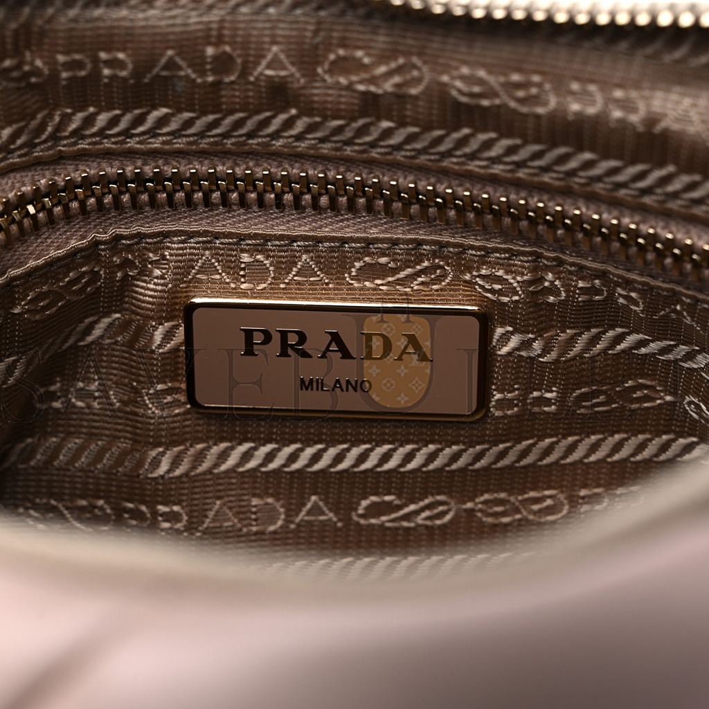 PRADA NAPPA NYLON QUILTED PATCHWORK SYSTEM SHOULDER BAG WATER LILY(25*15*8cm) PRADA NAPPA NYLON QUILTED PATCHWORK SYSTEM SHOULDER BAG WATER LILY(25*15*8cm)