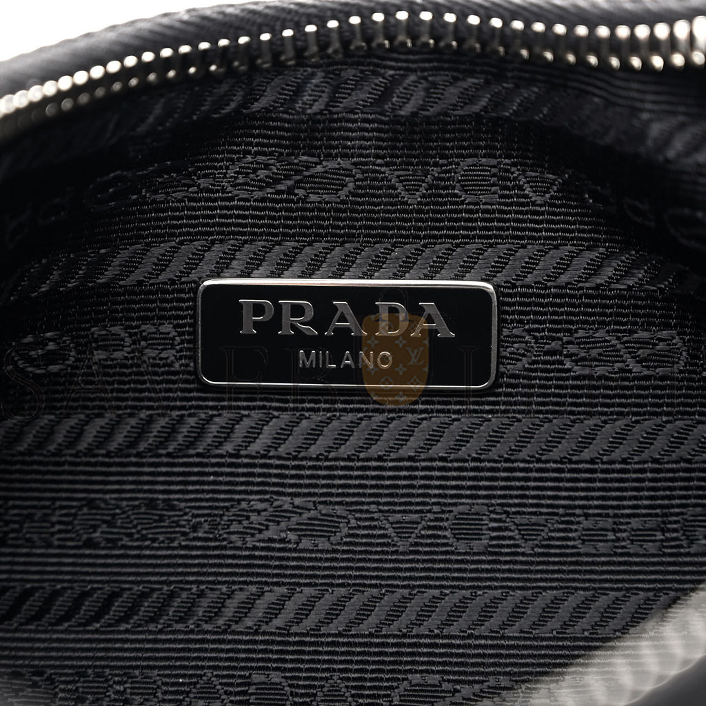 PRADA NYLON RE-EDITION 2005 SHOULDER BAG BLACK (23*14*8cm) PRADA NYLON RE-EDITION 2005 SHOULDER BAG BLACK (23*14*8cm)