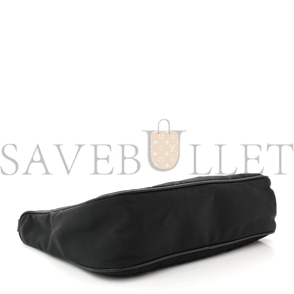 PRADA NYLON RE-EDITION 2005 SHOULDER BAG BLACK (22*18*6cm) PRADA NYLON RE-EDITION 2005 SHOULDER BAG BLACK (22*18*6cm)
