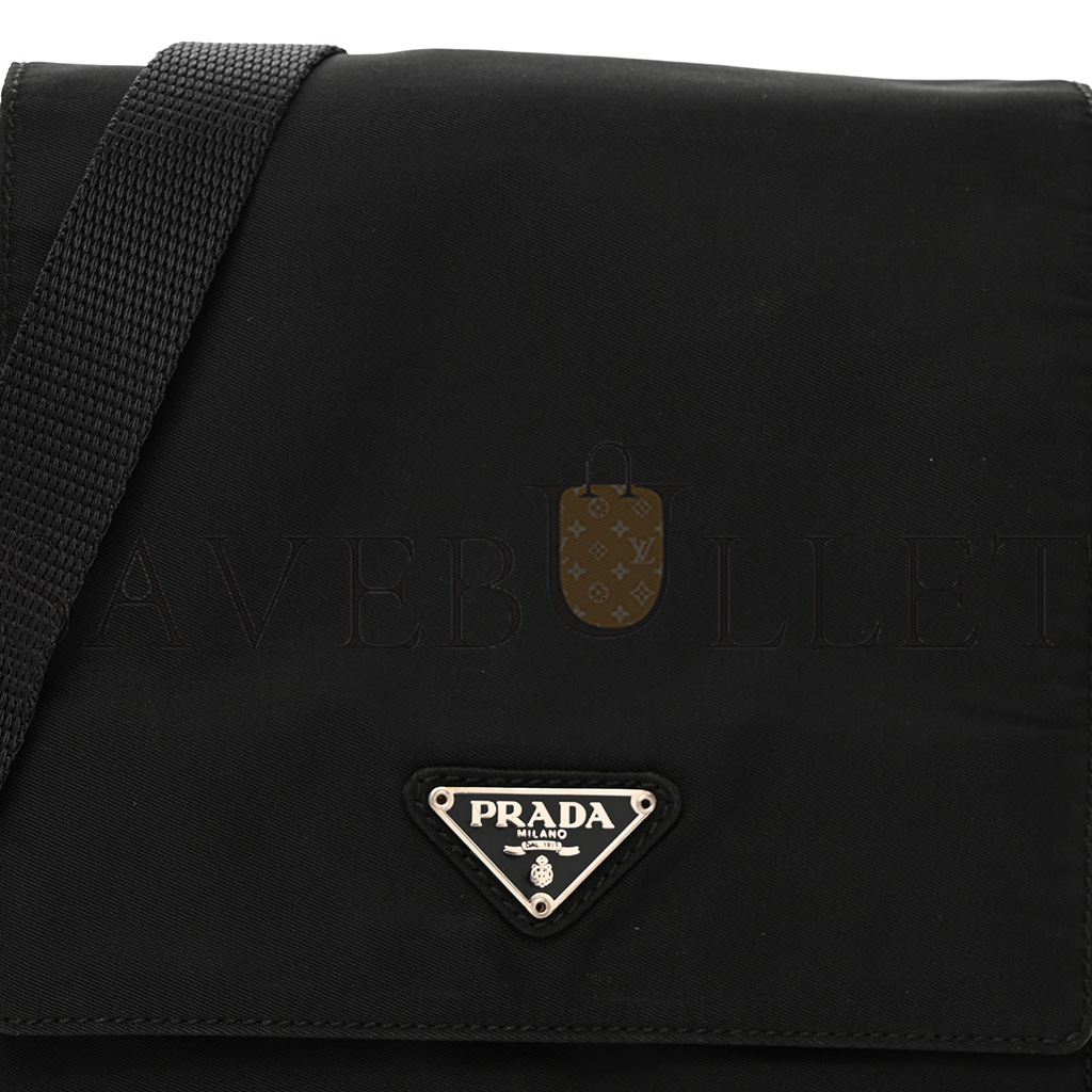 PRADA NYLON FLAP MESSENGER BAG BLACK (15*15*8cm) PRADA NYLON FLAP MESSENGER BAG BLACK (15*15*8cm)