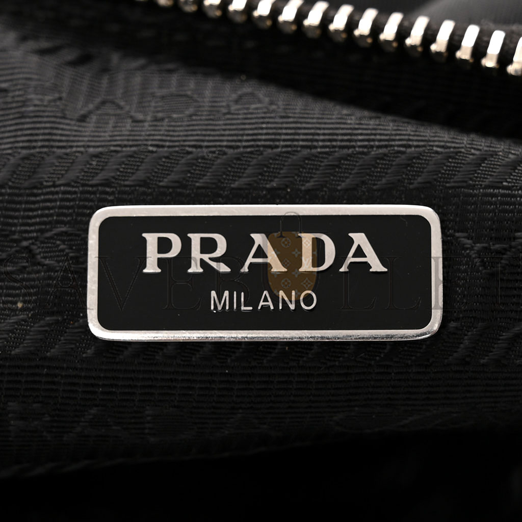 PRADA NYLON RE-EDITION 2005 SHOULDER BAG BLACK (22*18*6cm) PRADA NYLON RE-EDITION 2005 SHOULDER BAG BLACK (22*18*6cm)